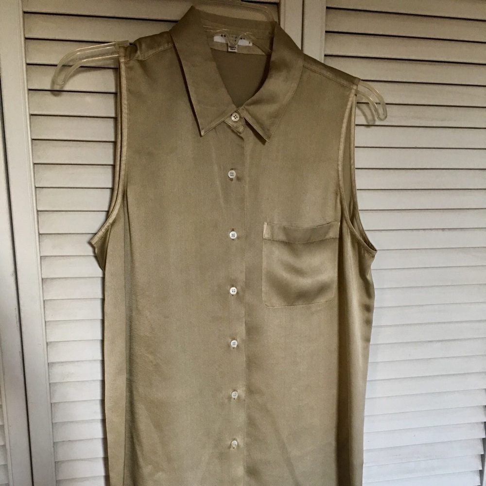 Equipment sleeveless gold/tan silk button up shirt